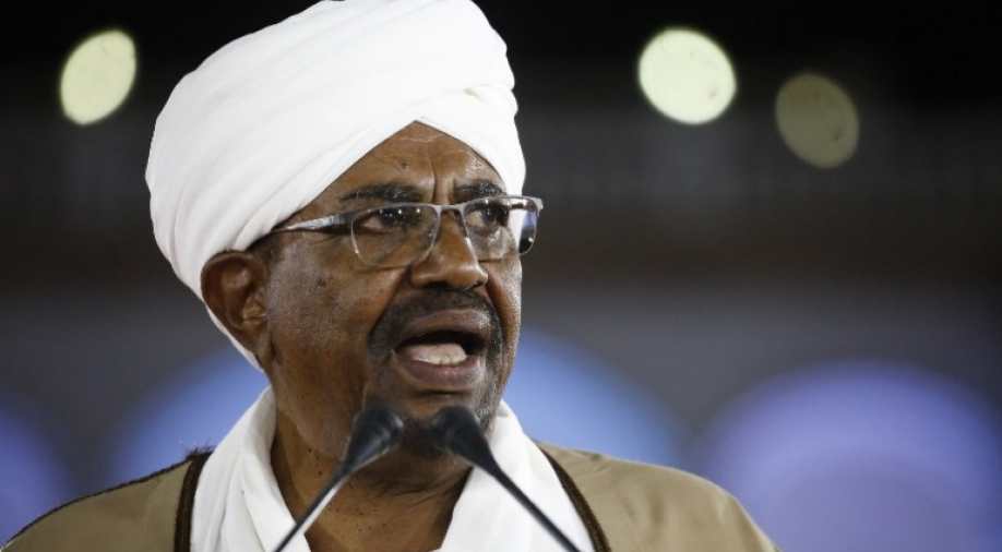 حزب الرئيس السوداني المخلوع عمر البشير يطالب بإطلاق سراح قادته