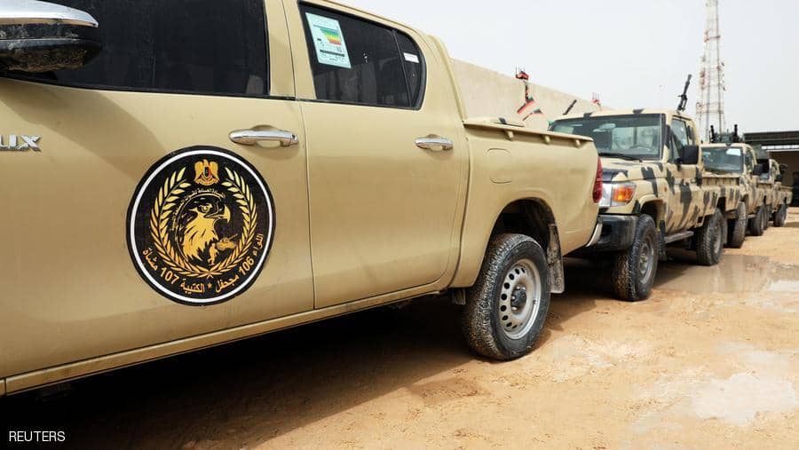 الجيش الليبي يدخل طرابلس ويشتبك مع الميليشيات المسلحة