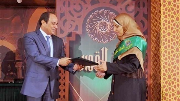 الرئيس السيسى يحضر إحتفالية ليلة القدر ويكرم حفظة القرآن الكريم الفائزين بمسابقة وزارة الأوقاف 2019