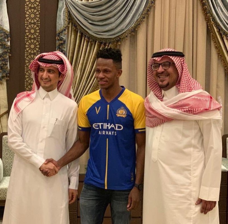 النصر السعودي يضم عبد الفتاح آدم رسميا لمدة 5 سنوات