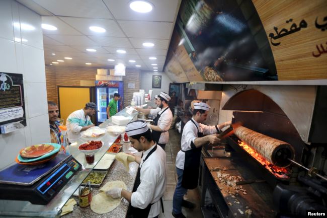 #السوريين_منورين_مصر يجتاح تويتر | تعرف علي عدد السوريين المقيمين في مصر وحجم استثماراتهم