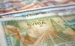 سعر صرف الدولار مقابل الليرة السورية اليوم 6/11/2019 في البنك المركزي والسوق الموازي