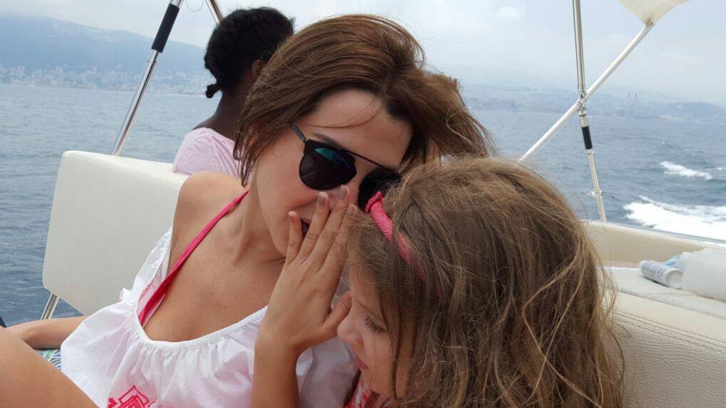 شاهد بالفيديو لحظة اقتحام لص منزل الفنانة نانسي عجرم ومقتله