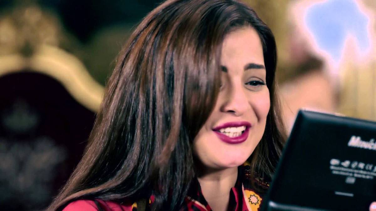 علي خطي إنجي خطاب..الفنانة داليا إبراهيم تعلن اعتزالها الفن