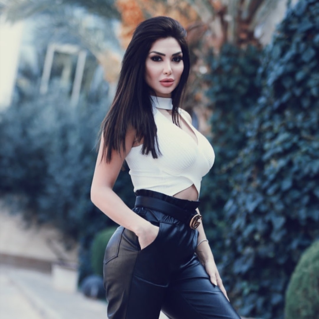 حقيقة وتفاصيل تسريب صور عارية للفنانة دانا جبر