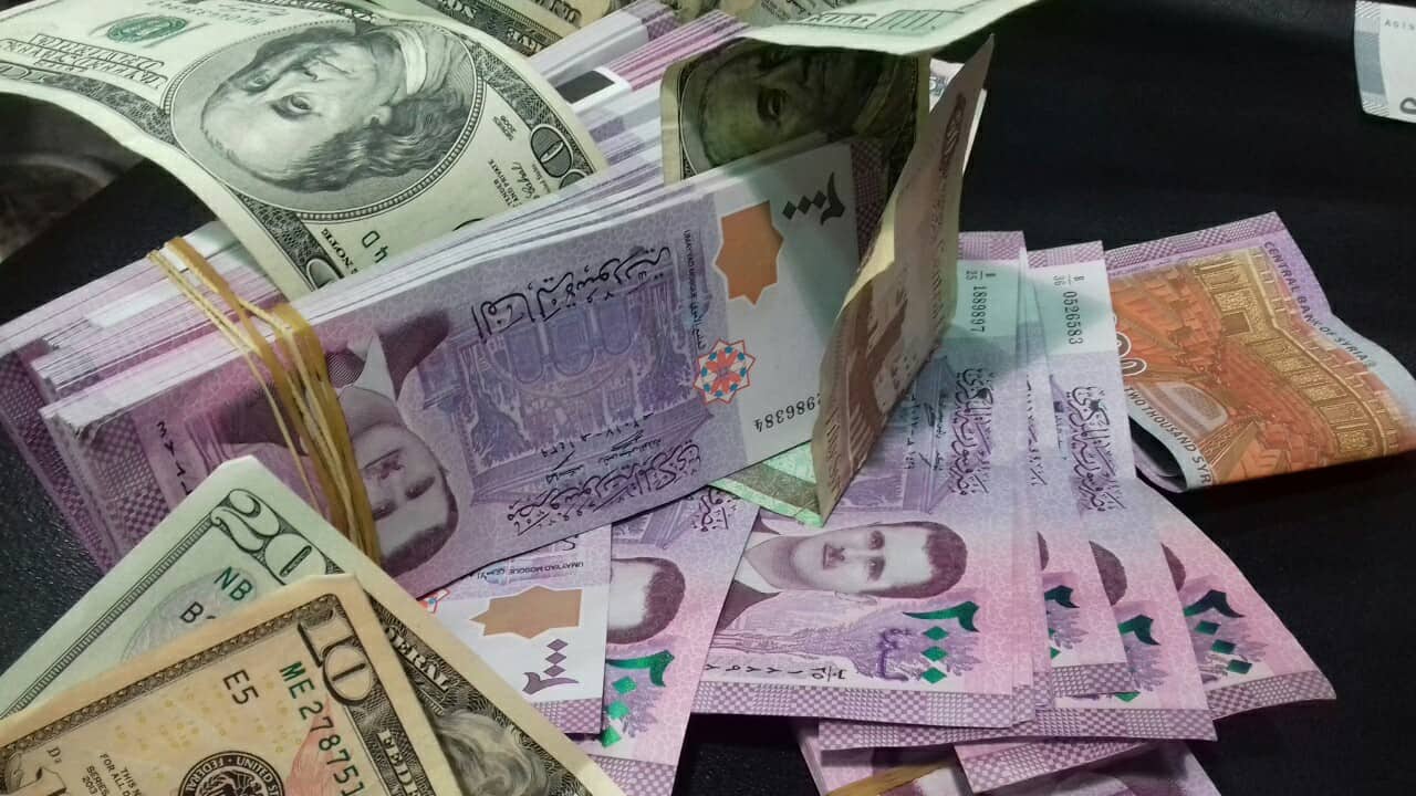 سعر صرف الدولار اليوم مقابل الليرة السورية اليوم الجمعة 29/10/2020 في البنك المركزي والسوق الموازي